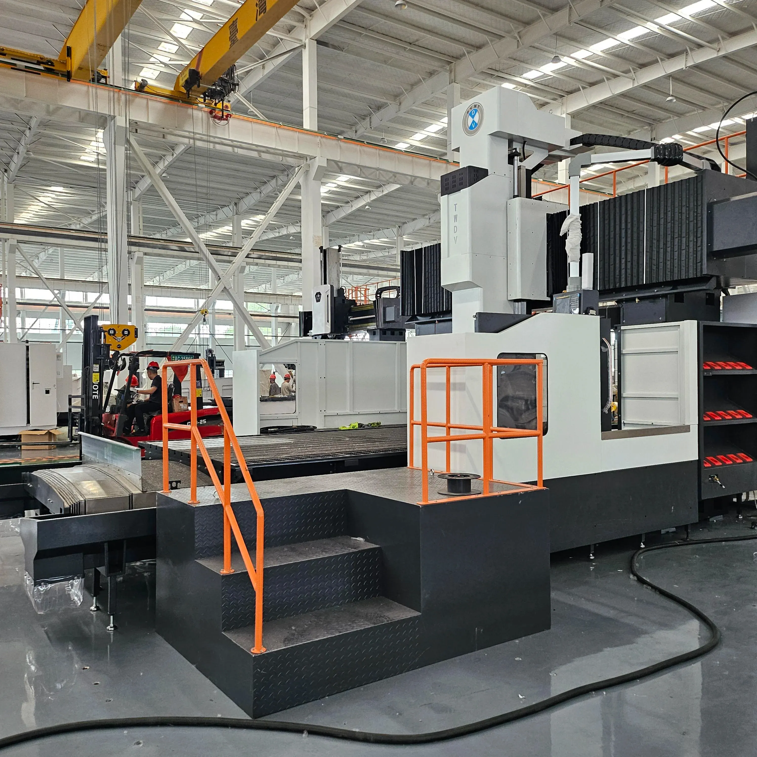 dvf4027 cnc gantry machining center 3 dvf4027 cnc gantry machining center 3